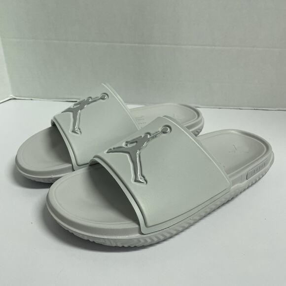 Jordan Jumpman Slide Neutral Grey Metallic Silver FQ1598 002 Size 9 Men Sandal